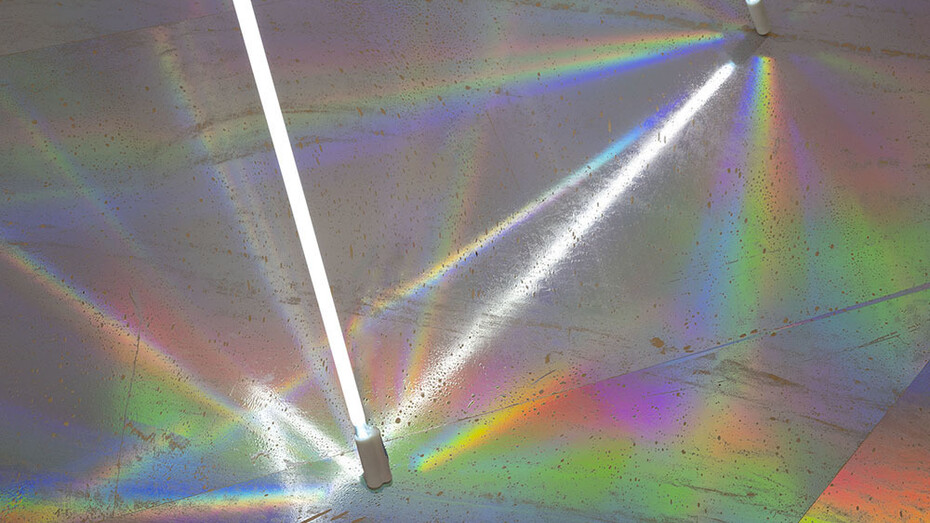 Stellar Collisions. Courtesy of LMAKgallery