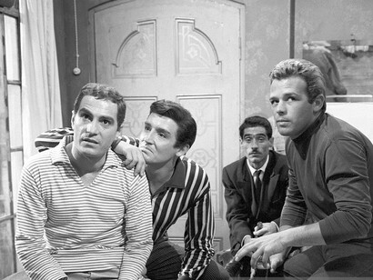Nino Manfredi, Vittorio Gassman, Renato Salvatori e Tiberio Murgia ne "I soliti ignoti"