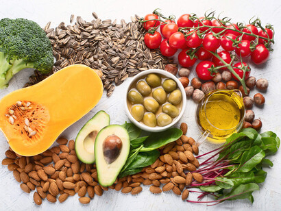 Vitamin E foods are pumpkin, almonds and sunflower seeds