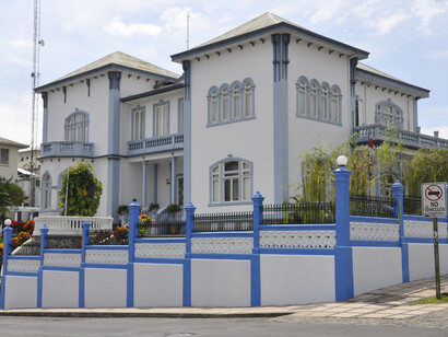 El Castillo Azul, edificio anexo de la Asamblea Legislativa de Costa Rica y patrimonio arquitectónico del país