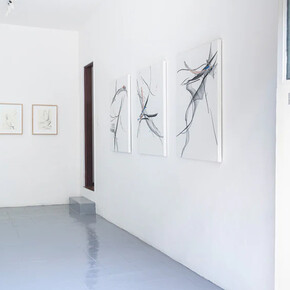 Xiyao Wang, Lightly floats and drifts the boat, exhibition view. Courtesy of König Gallery