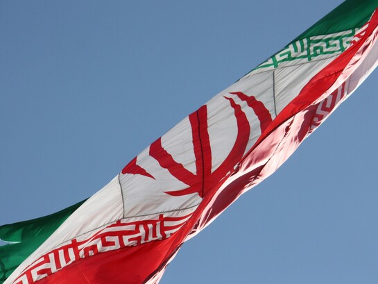 Nei primi giorni del 2026 l’Iran era già scossa da una vasta ondata di proteste popolari che si erano estese in molte province, includendo commercianti, studenti e lavoratori contro il caro vita e la stagnazione economica