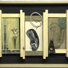 Ellen Burnett, Let the credit go (detail), 2019. Courtesy of Viridian Artists Gallery