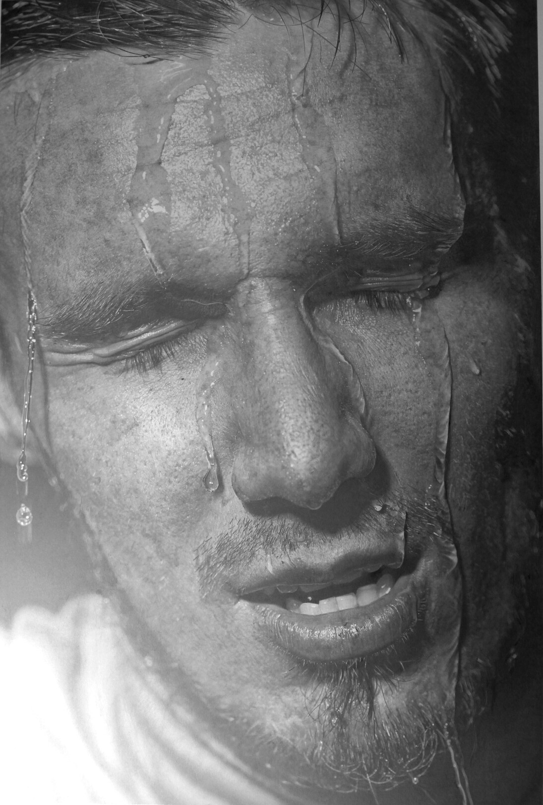 Paul Cadden, Way to Blue, 74 x 46 cm, pencil on paper