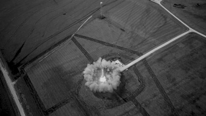 A Segunda Guerra Mundial foi um período de intensa inovação tecnológica, com desenvolvimentos em áreas como aviação, radar, criptografia e computação. Essas inovações não só influenciaram o curso da guerra, mas também deixaram um legado duradouro, moldando muitos aspectos da vida moderna