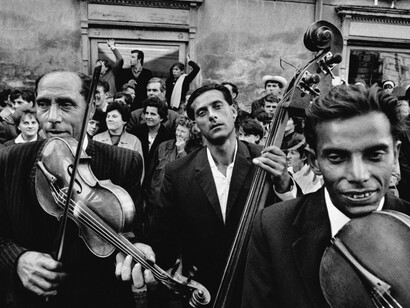 Koudelka Returning. Courtesy of Magnum Photos