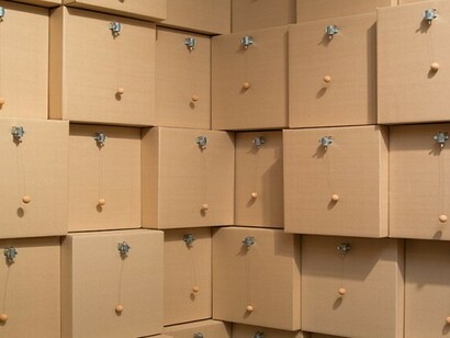 Zimoun, 605 prepared dc-motors, cardboard boxes. Courtesy of Galleria Civica di Modena