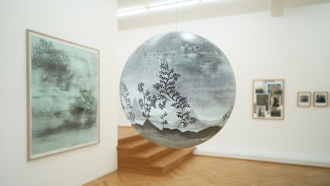 Verschiedene künstler, Archives und orbits, ausstellungsansicht. Mit freundlicher genehmigung von Bernhard Knaus Fine Art