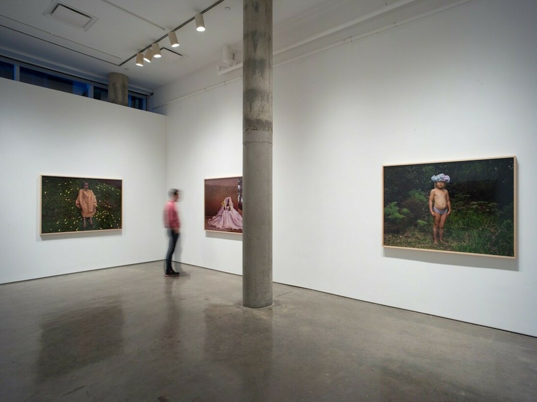 1994, Exhibition view. Courtesy of Yossi Milo Gallery