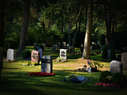 Lápidas en un cementerio