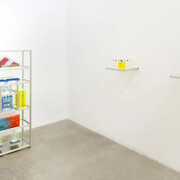 Jamie Lipson, Hard plastic, exhibition view. Courtesy of Blouin Division