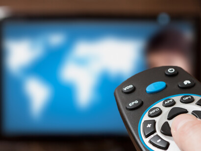 É necessário ser críticos com a mídia