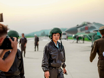 "Flowers of the Sky" by Charles Cerrone. Courtesy of The Museum of Flight 