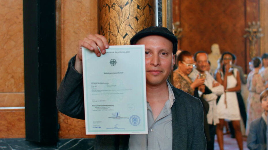 Artist Darío Aguirre shares the experiences of his particular journey