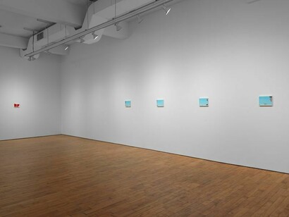 Ridley Howard, Sky, exhibition view. Courtesy of Marinaro Gallery