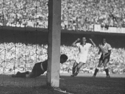 The moment Friaça scores Brazil's lone goal during the historic 1950 World Cup match against Uruguay