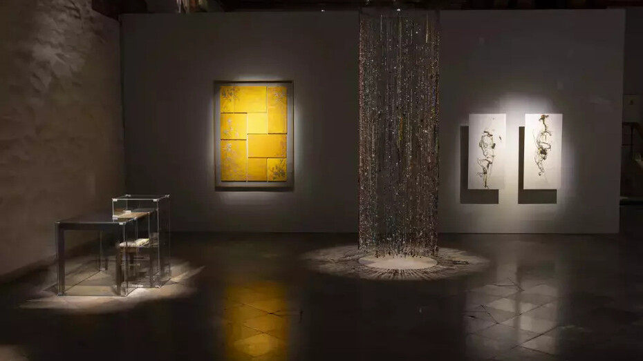 Various artists, Layers, exhibition view. Courtesy of Museum of Decorative Arts and Design 