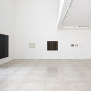 João Trevisan, Turvo reflexo, vista da exposição. Cortesia da Galeria Simões de Assis