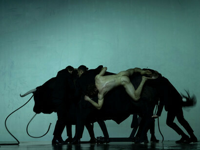 Dimitris Papaioannou, Transverse Orientation, 2021 © Julian Mommert