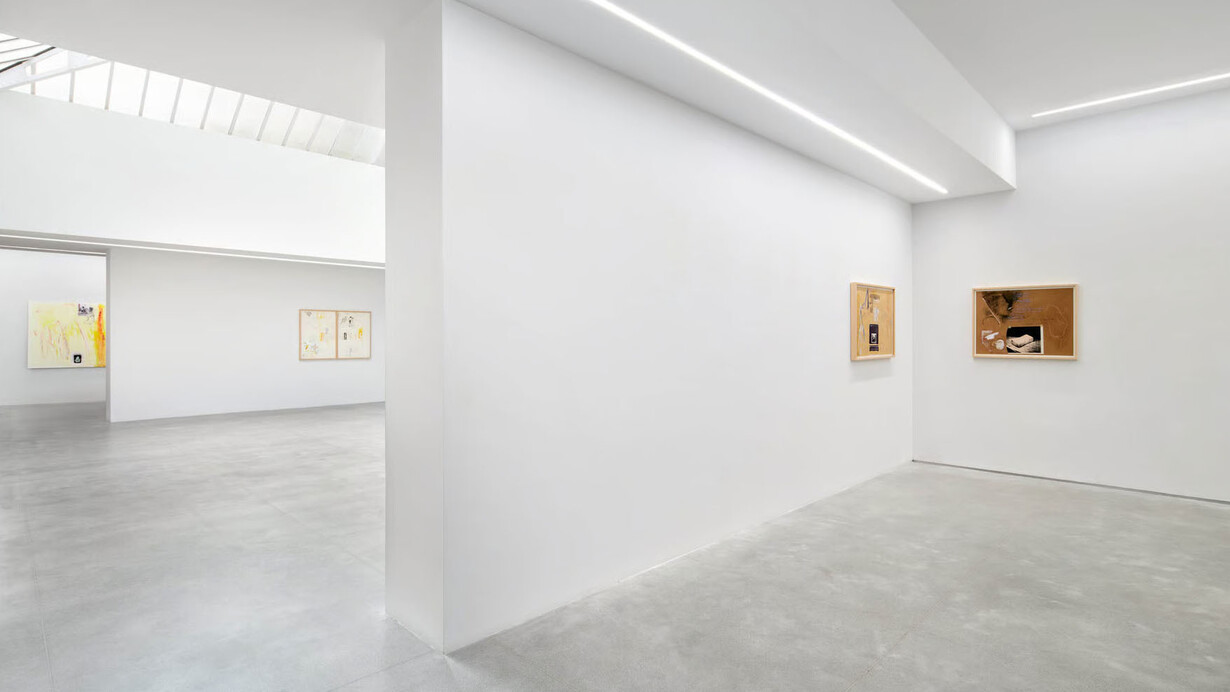 Umberto Bignardi, Lo spettacolo delle immagini, exhibition view. Courtesy of Vistamare