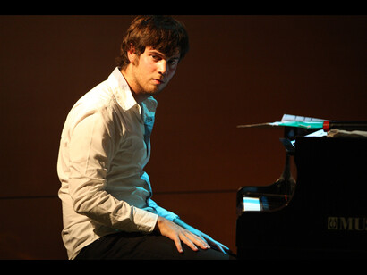 Alessandro Lanzoni al piano