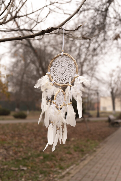 Una espiritualidad que incomoda y desordena puede sostener el misterio y la pérdida sin necesidad de resolverlos ni venderlos como éxito personal