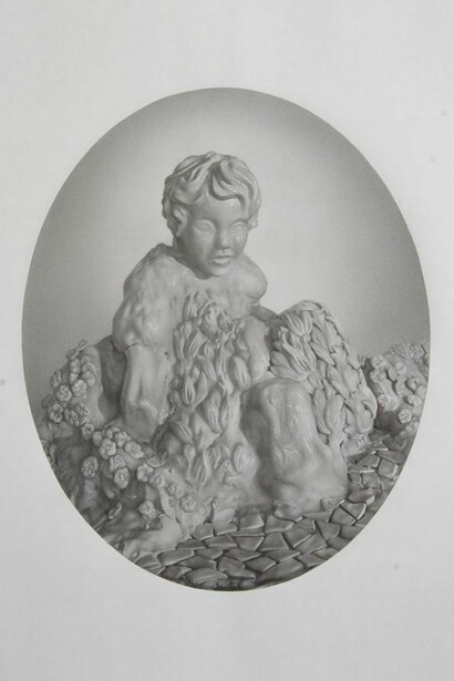 Baina - 0002 - Bainbridge, Figurine I, pencil on paper, 49 x 39 cm, 2012