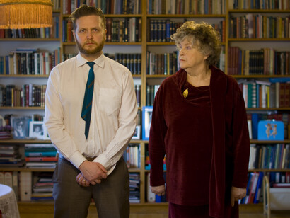 Ragnar Kjartansson, Me and My Mother, 2000-05-10-15, still from video