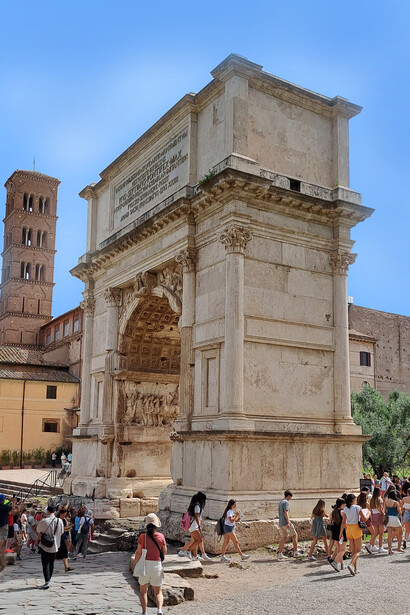 Arco di Tito, Roma, Italia. Restaurato nel 1821-1823 dagli architetti Raffaello Stern e Giuseppe Valadier. ©Roberto Luciani