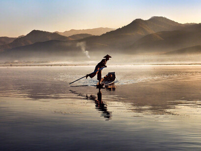 Steve McCurry. Courtesy of Cavalier Galleries