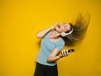 Con demasiada frecuencia y frecuentemente sin intencionalidad manifiesta, desarrollamos una escucha desatenta