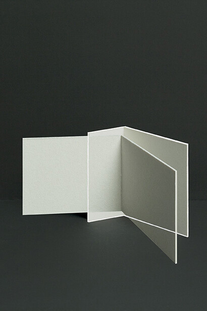 Miriam Böhm, MBoe/P 73/2, "Equally III", 2015, 60 x 76 cm, C-print, Ed. 2/4 + 2 AP, Courtesy the artist and Wentrup, Berlin, Photo: Miriam Böhm
