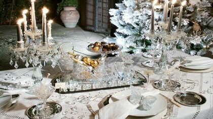 La magia di una tavola natalizia 