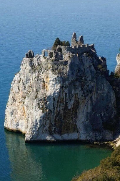 Castello vecchio © Elido Turco