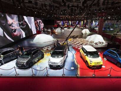 Allestimenti Avs Group per FCA nei saloni internazionali dell'Automobile