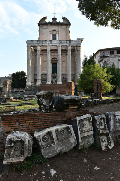 Tempio di Antonino e Faustina