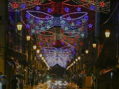 Rua Augusta com luzes natalinas, em Lisboa, Portugal