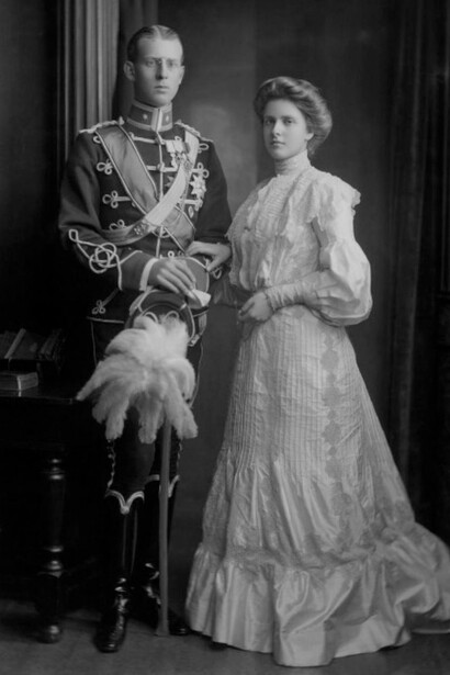 El príncipe Andrew de Gracia y la princesa Alicia de Battenberg