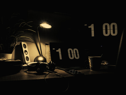 Postazione da lavoro in smartworking. Lavoro flessibile e autonomia: Le nuove regole del lavoro asincrono