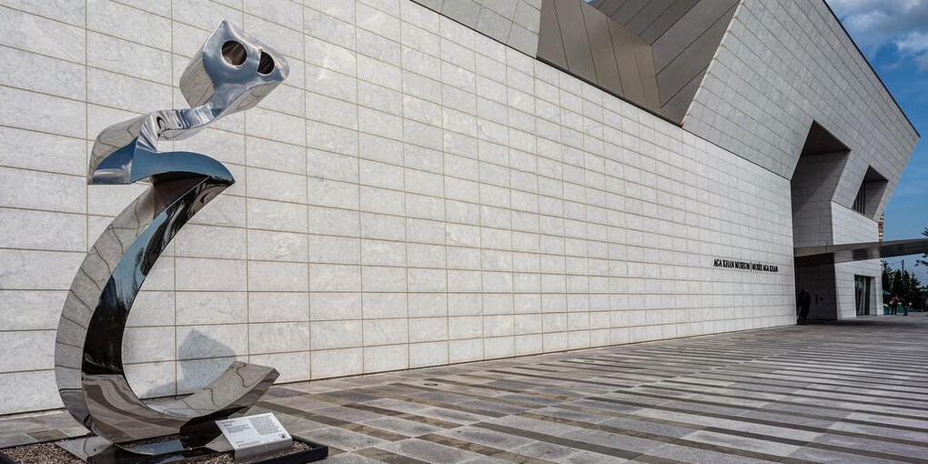 Parviz Tanavoli. Courtesy of Aga Khan Museum