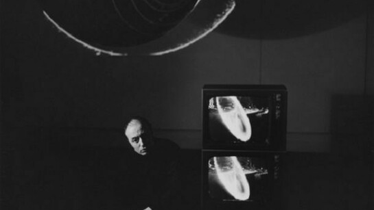 Aldo Tambellini in simultaneous TV environment, Photo: Rodriguez-Rispoli
