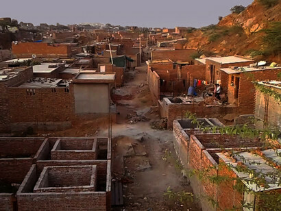 The inhabitants reaffirm their legitimacy to stay in their homes
