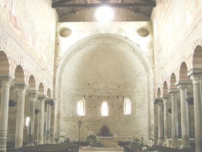 Gli affreschi di Deodato Orlandi in San Piero a Grado. Orlandi è ricordato per la prima volta nel 1284 al Consiglio generale del popolo di Lucca dove erano ammessi i cittadini che avessero compiuto 18 anni 