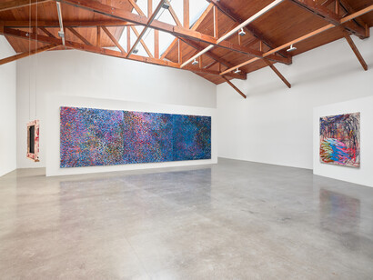 Oscar Murillo, El pozo de agua, exhibition view. Courtesy of kurimanzutto