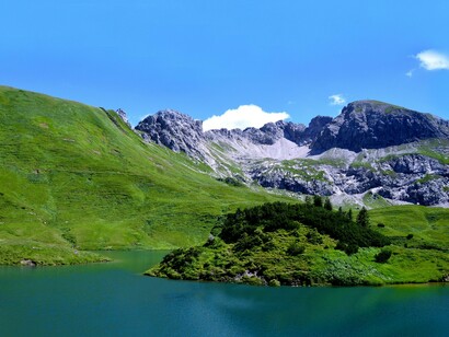 Da generazioni lassù in montagna si nasceva e si moriva