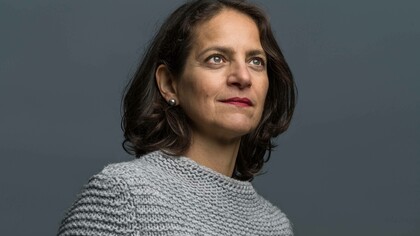 Dr Gindi is a sculptor who spent her entire life wandering around different cultures and alongside emotional abysses