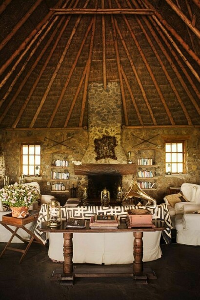 Campi Ya Kanzi. Inside a traditional house.