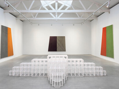 Monumental Minimal. Courtesy of Galerie Thaddaeus Ropac