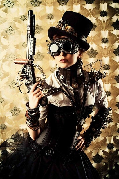 Retrato da mulher streampunk segurando uma arma