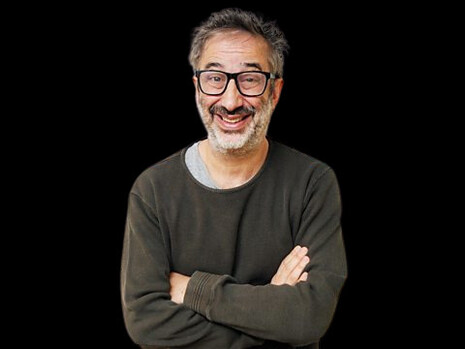 David Baddiel é um escritor e comediante Inglês, Judeu e ateu. Ele explora o judaísmo como uma cultura, e não como uma religião